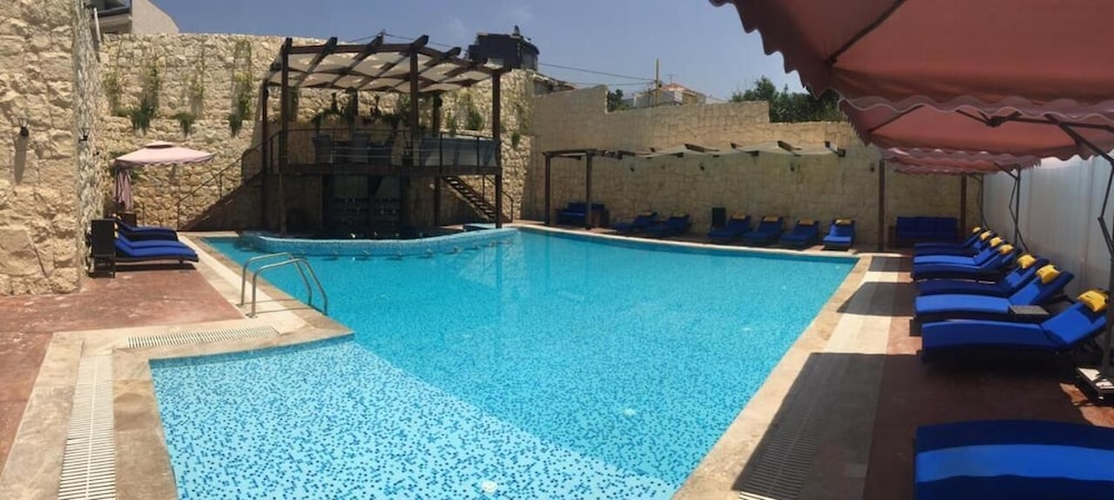 Ibiza hotel 19/50