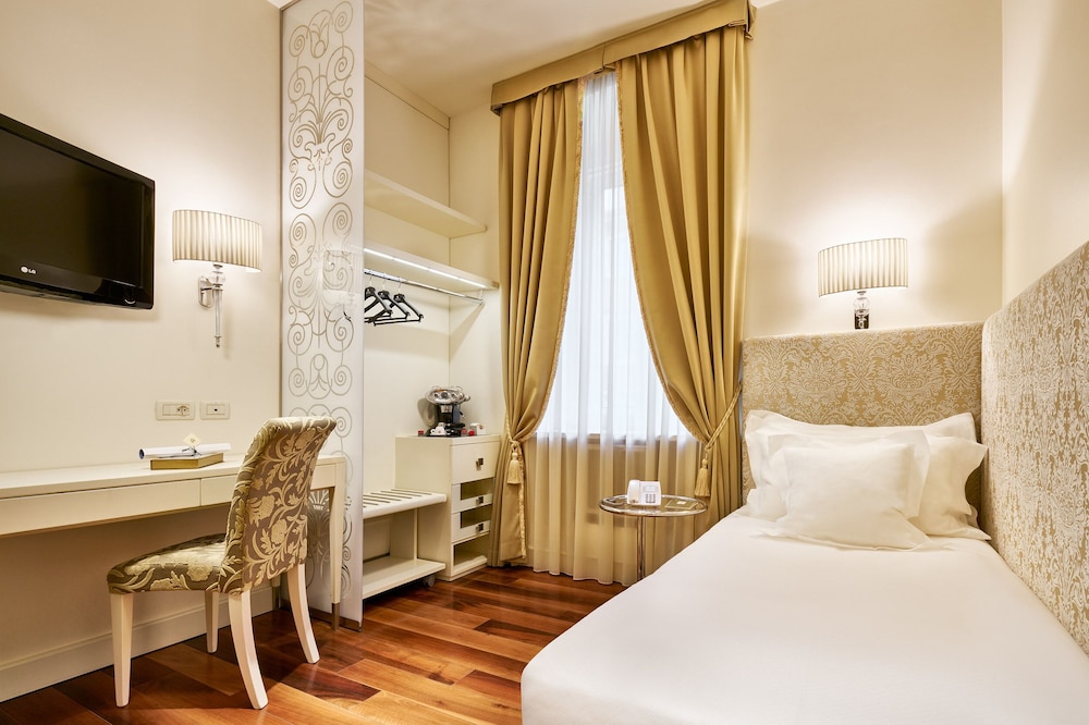 Hotel Duchi Vis A Vis 24/62