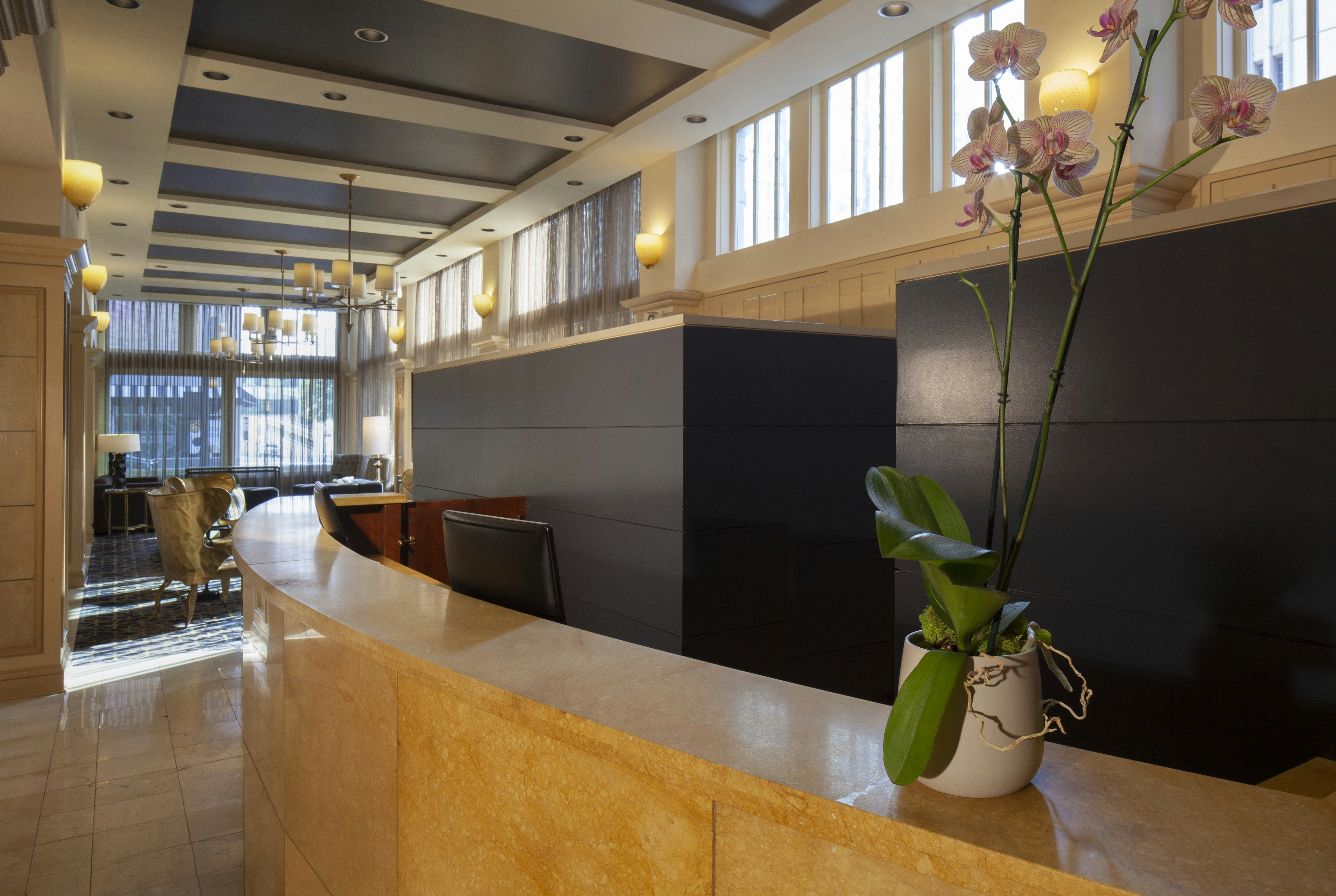 The Ashton Hotel 5/38