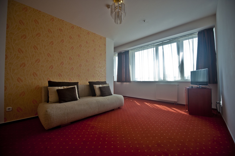 Canada Hotel Budapest 30/50