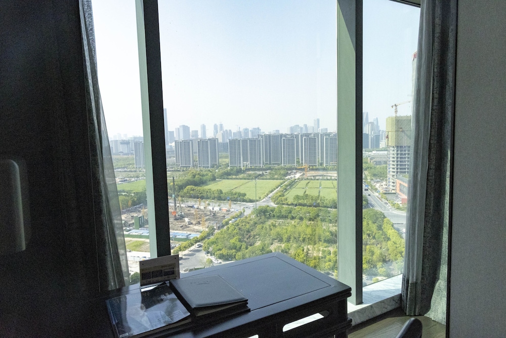 Sofitel Hangzhou Yingguan Hotel 40/76