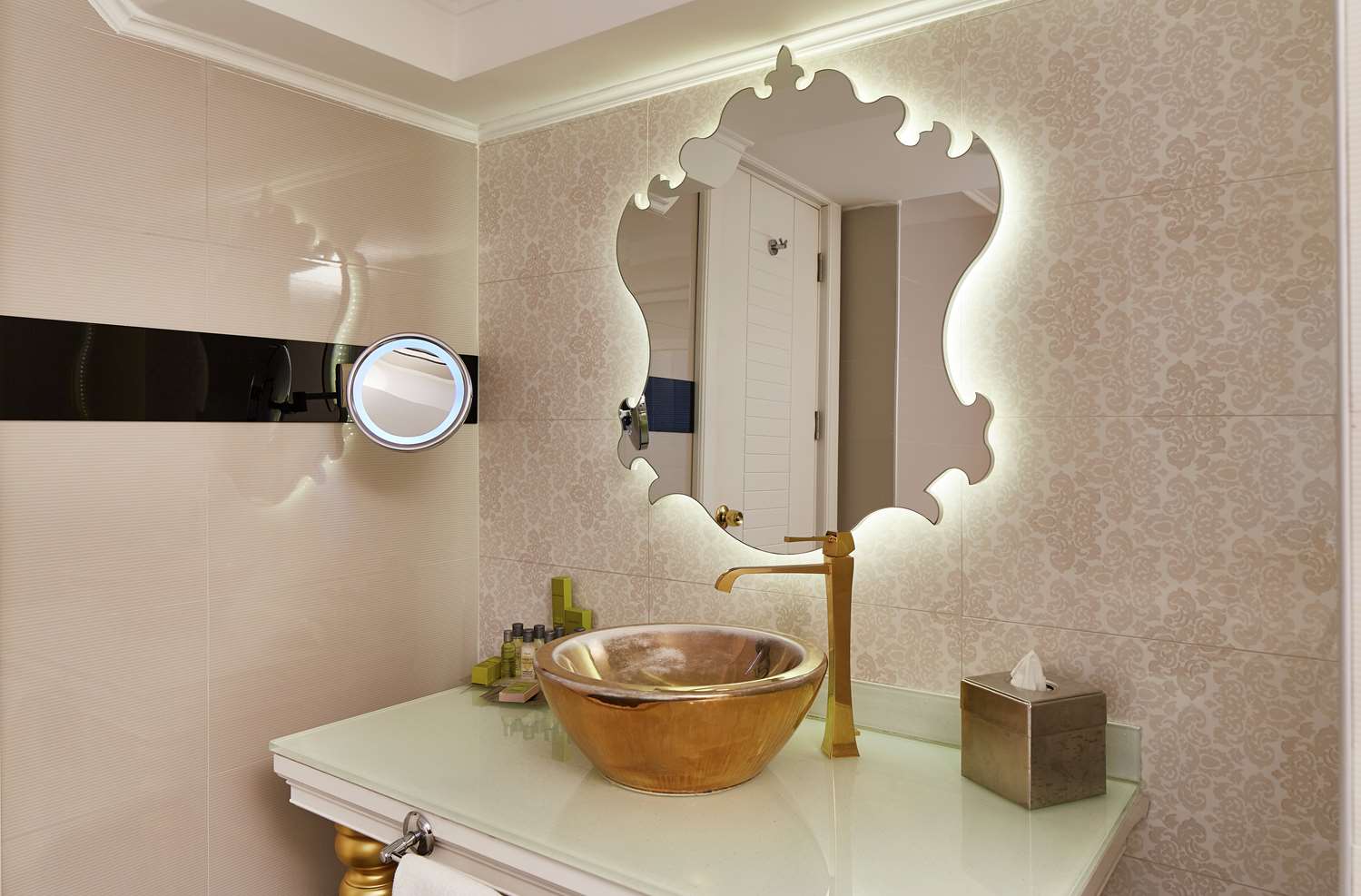 Doubletree By Hilton Hotel Izmir Alsancak 57/58
