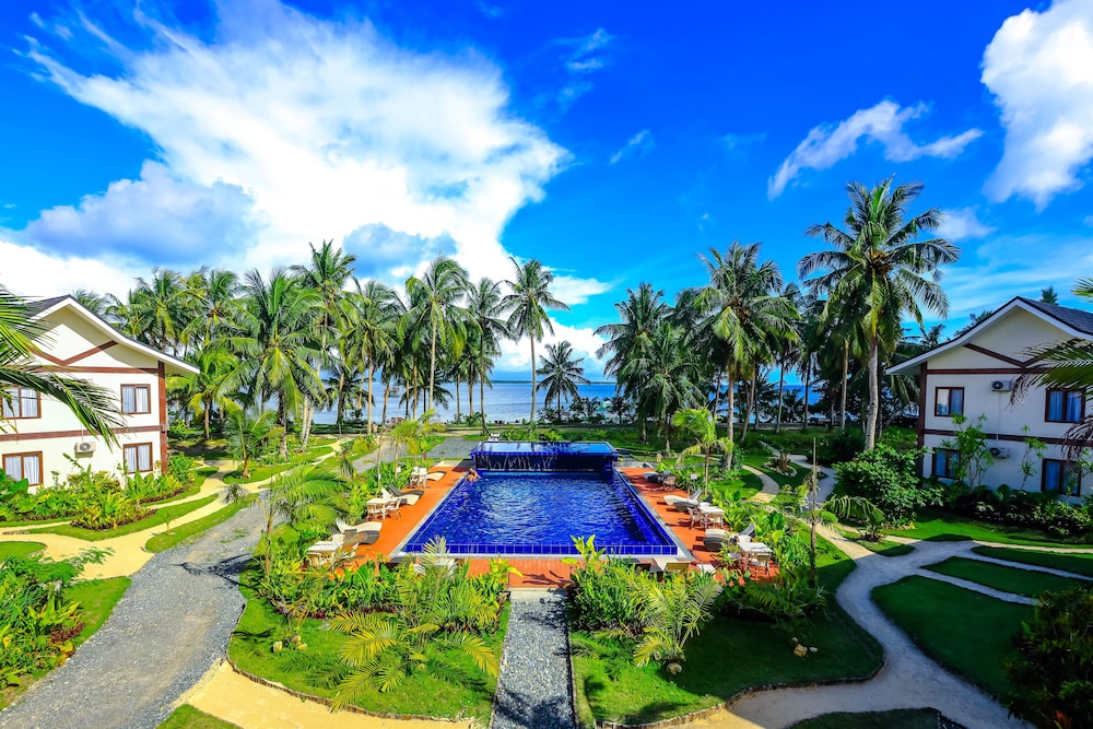 Retreat Siargao Resort 39/49