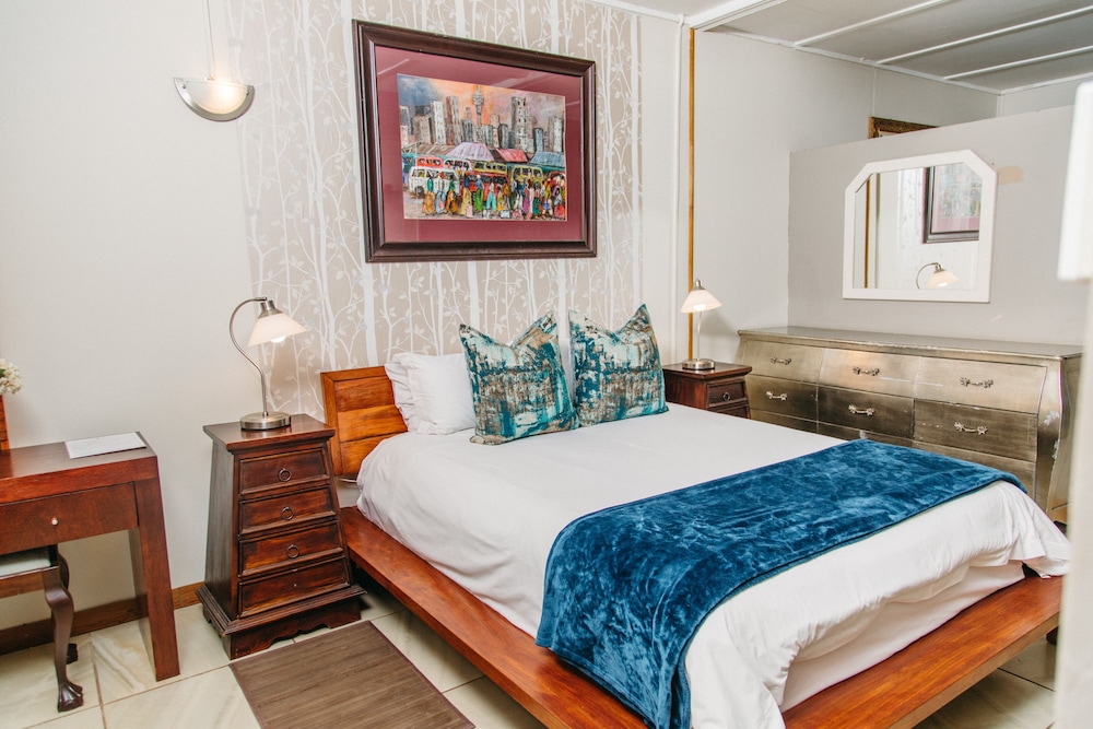 Biweda Nguni B&B 8/36