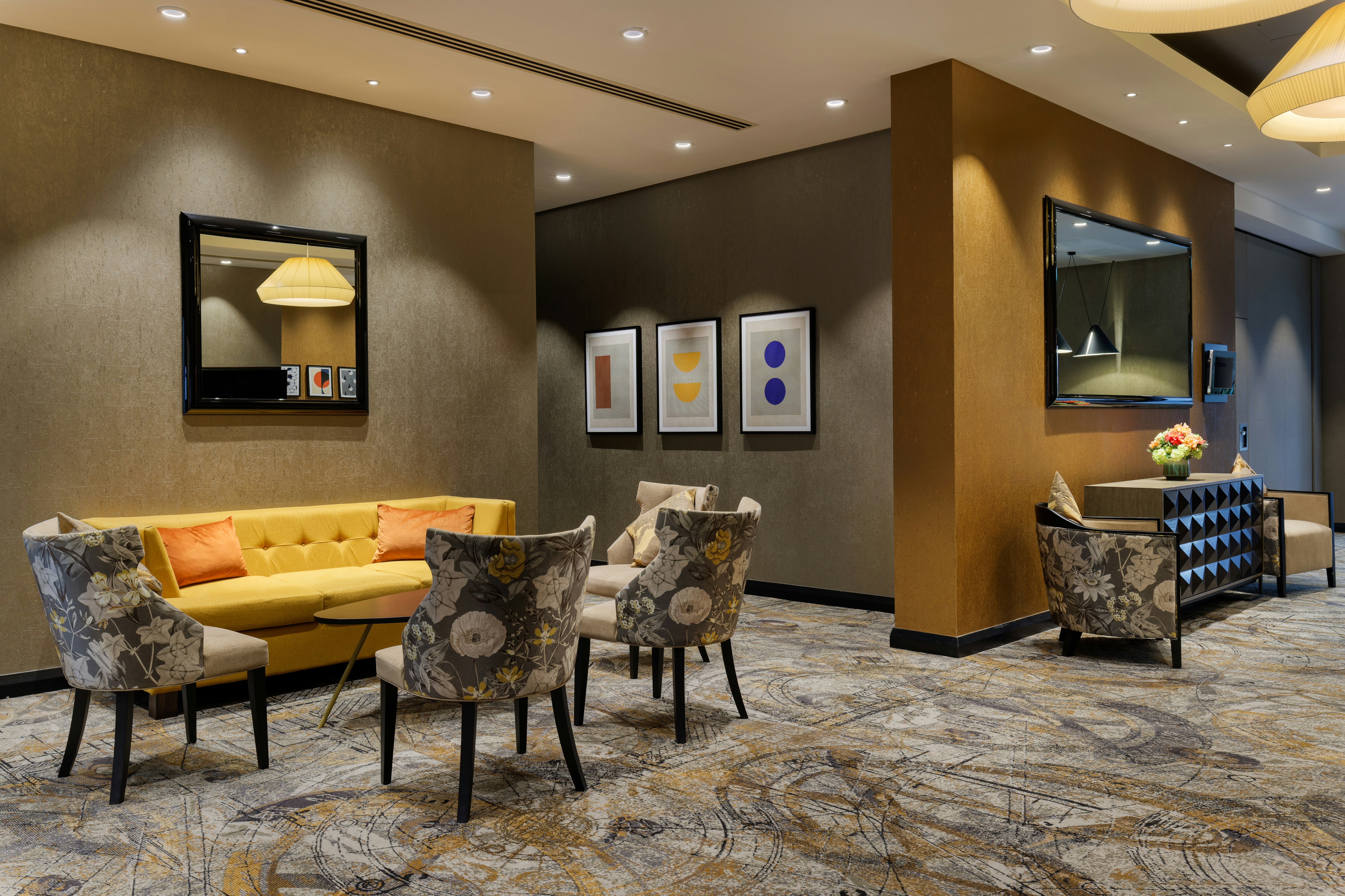 Doubletree By Hilton Hotel Woking 41/55