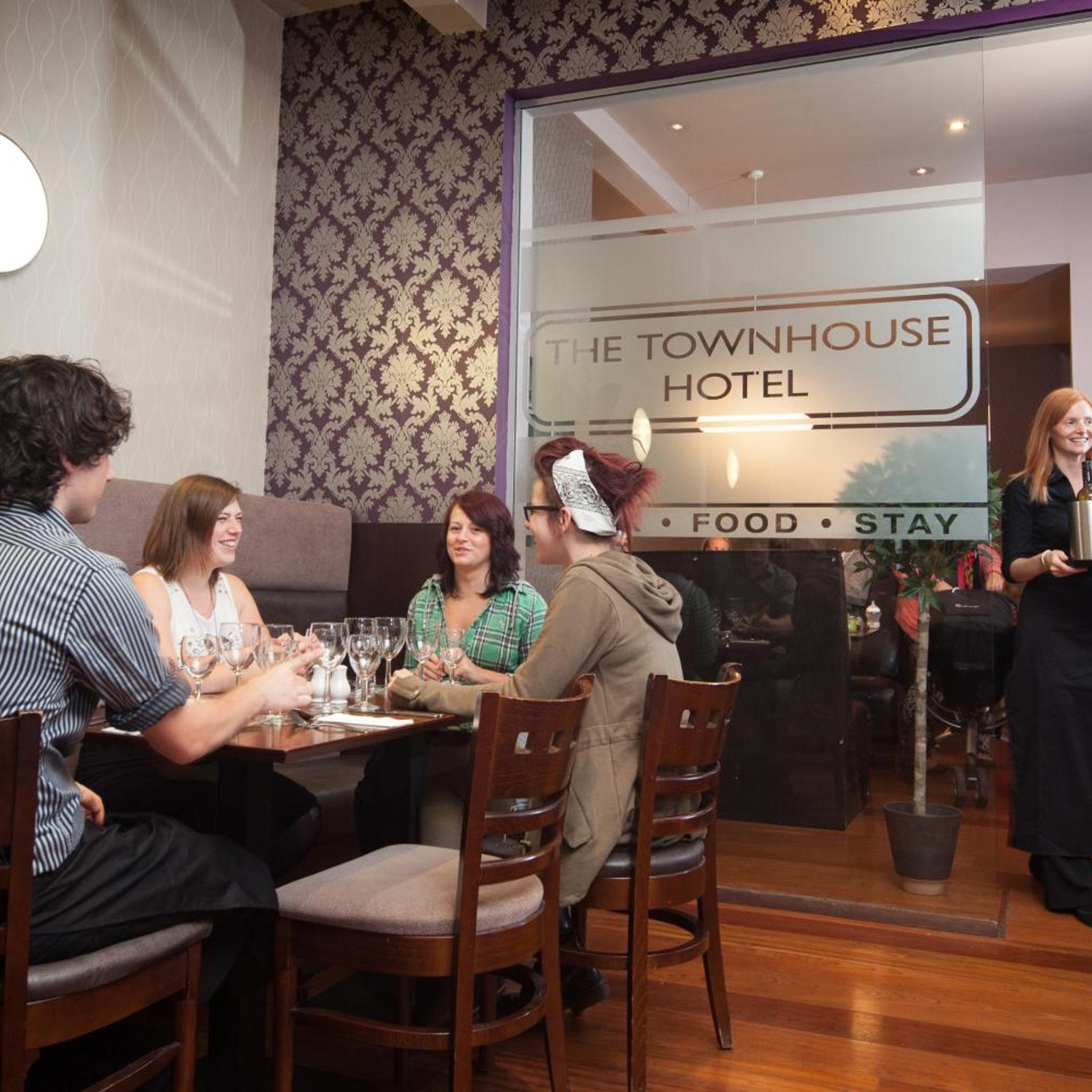 The Townhouse Hotel 51/57