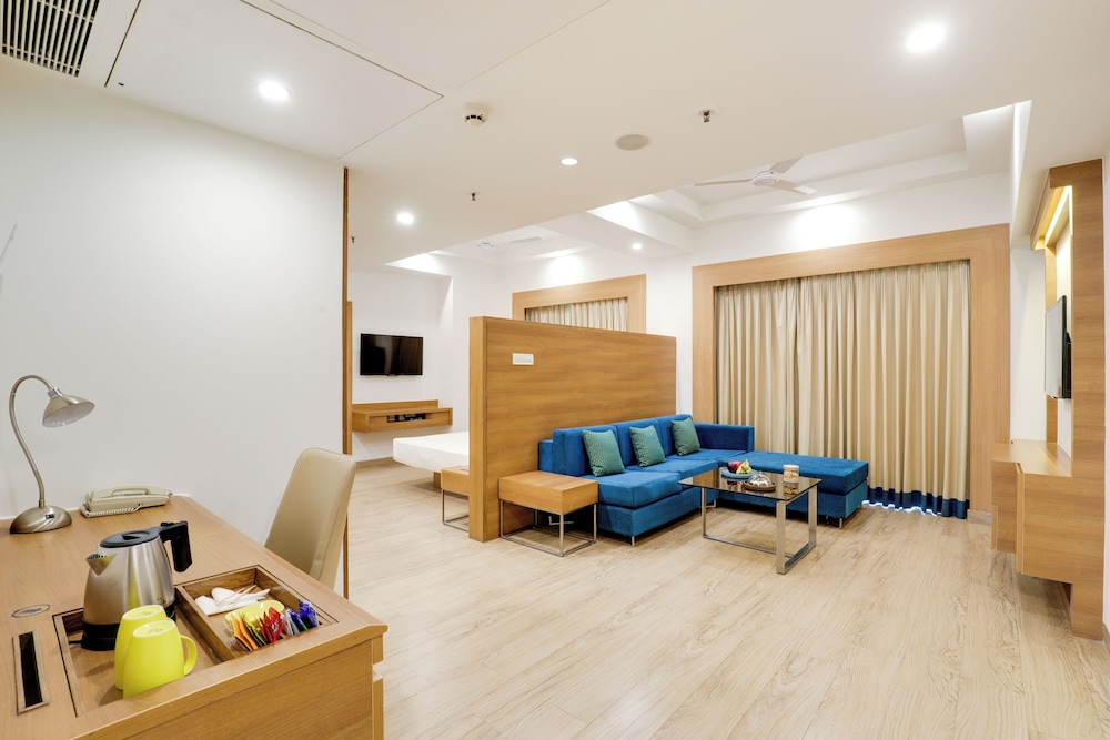 LEMON TREE HOTEL, SECTOR 60, GURUGRAM 42/65