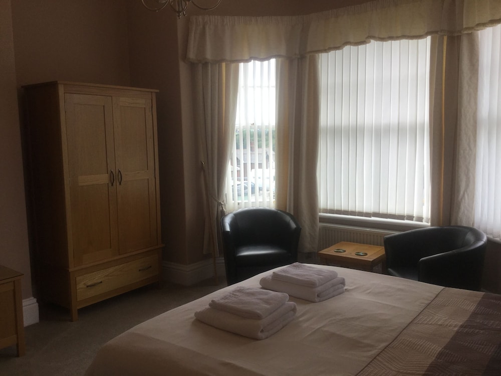 Glenora Guest House 40/57