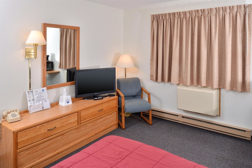 Sauk River Inn & Suites, a Travelodge by Wyndham 33/42