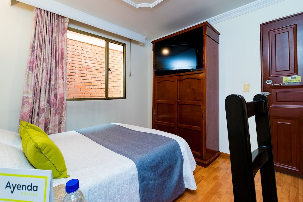 Ayenda 1066 Virrey Centro 30/59