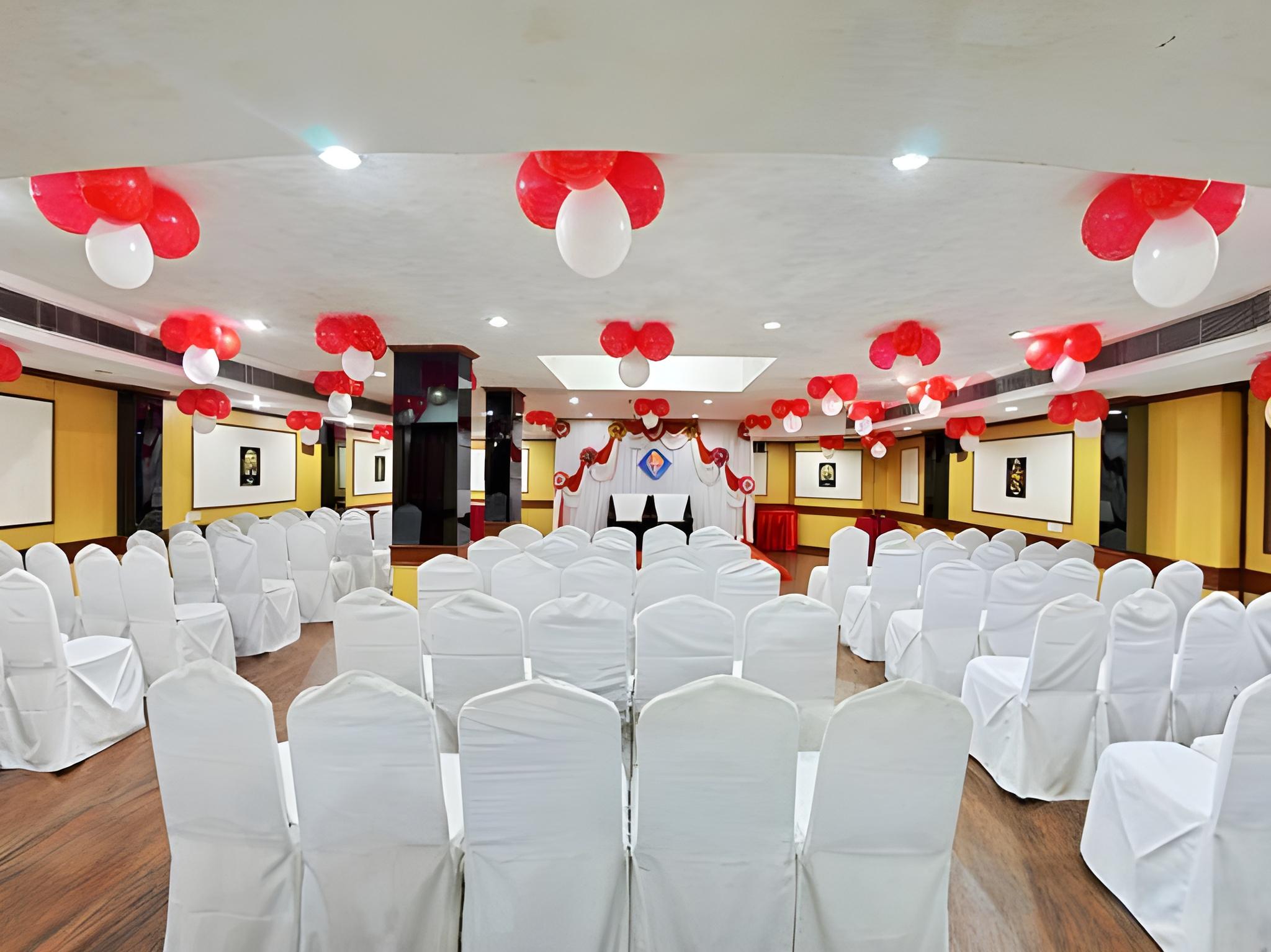 HOTEL CHANDRA PARK 36/42