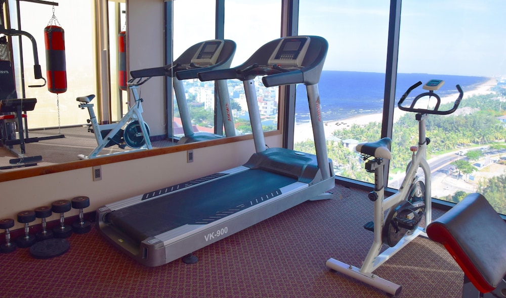 Yarra Ocean Suites Danang 33/58