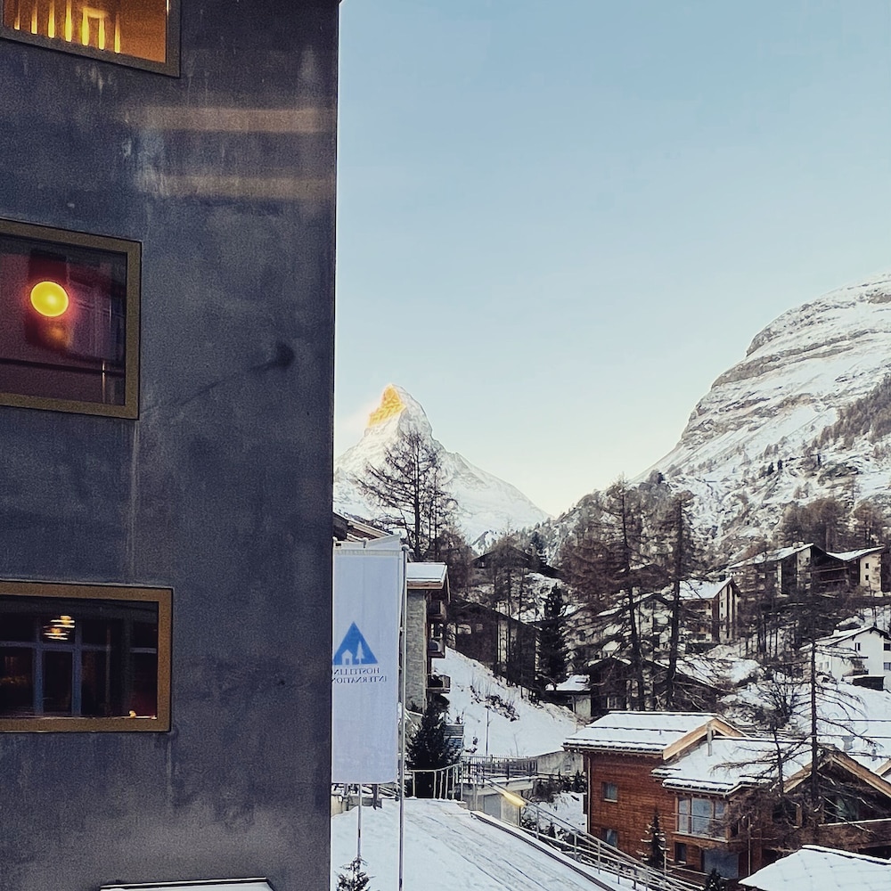 Youth Hostel Zermatt 10/64
