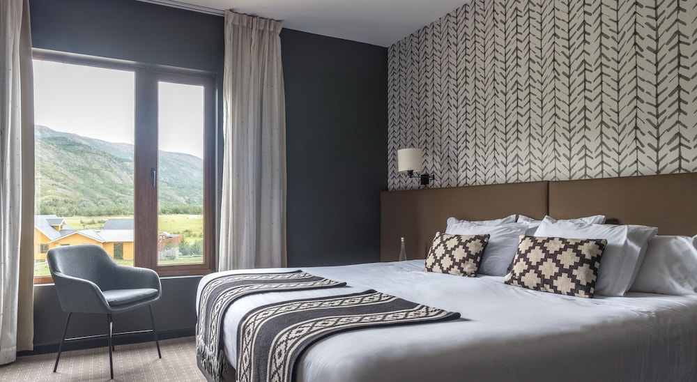 Standard, Double or Twin Bed