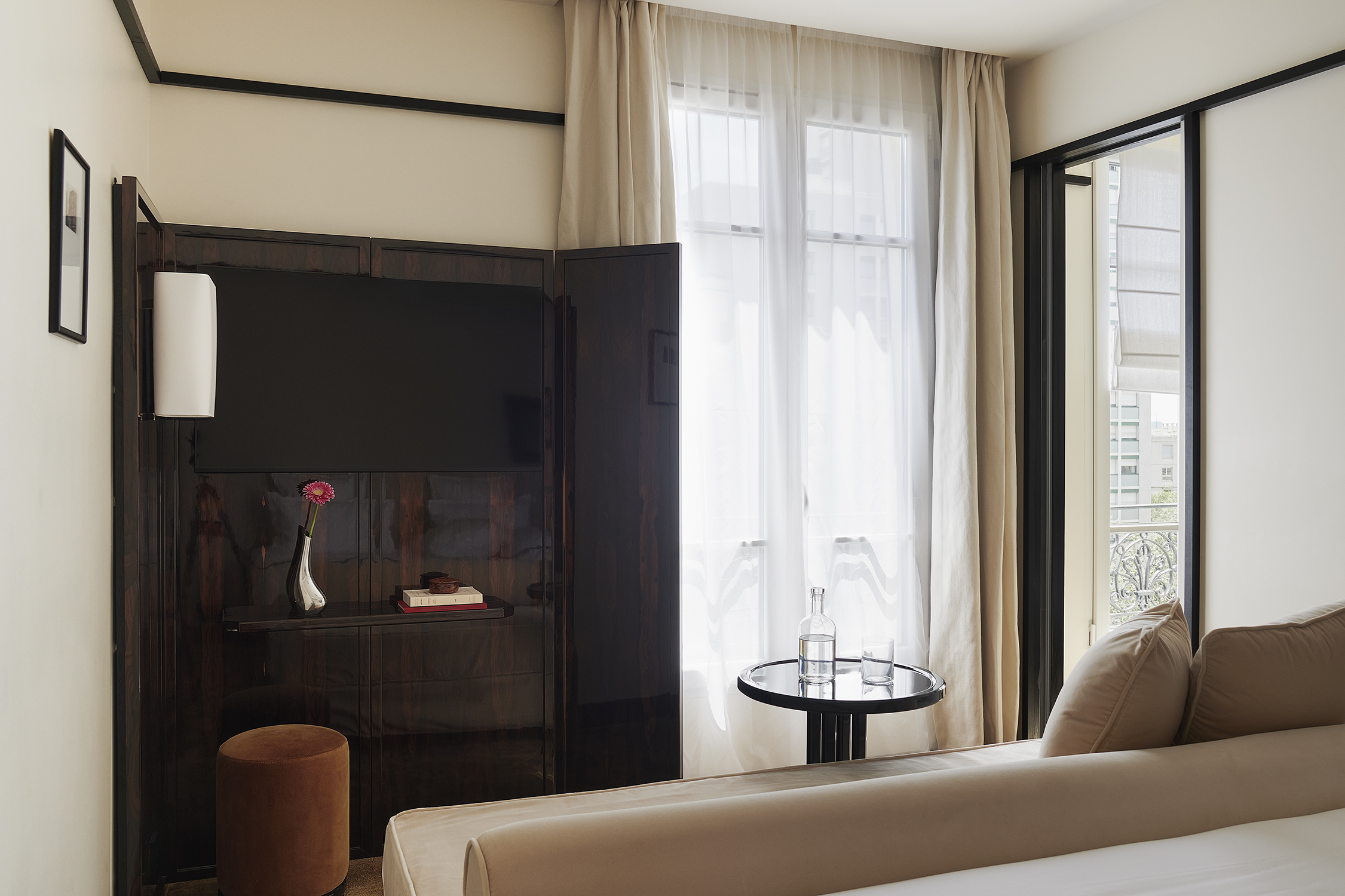 Beautiful Belleville Hotel & Hostel 19/28