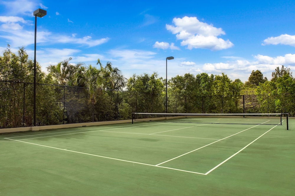 Pelican Waters Resort 37/68