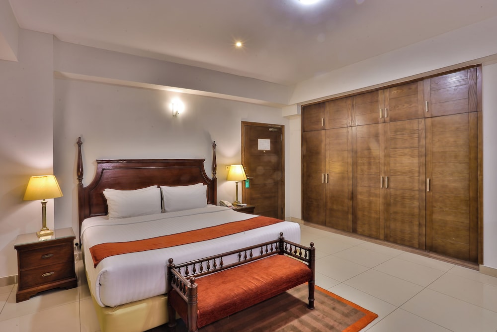 Avari Xpress Islamabad 9/42