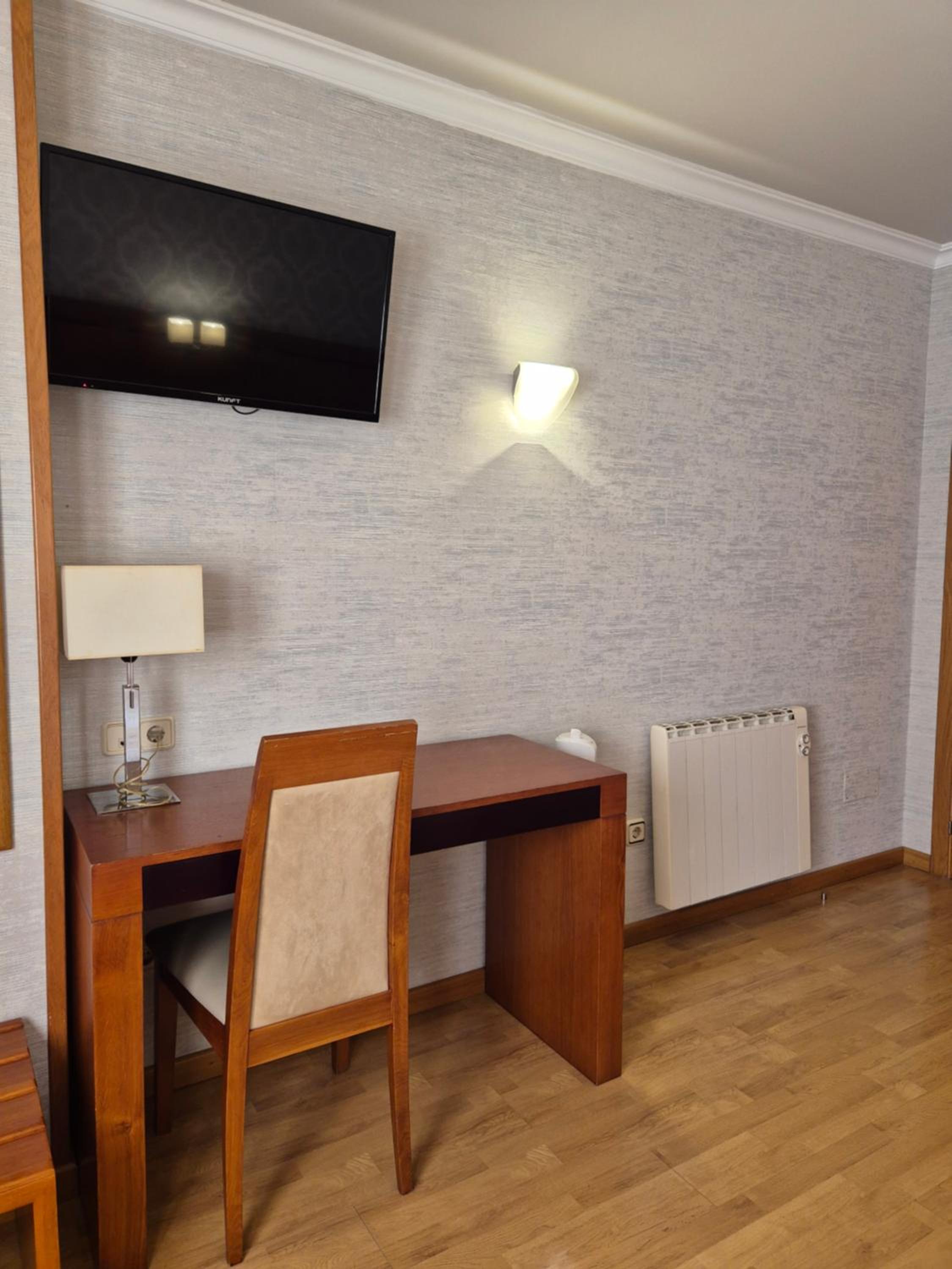 Hotel HHB Pontevedra Confort 14/58