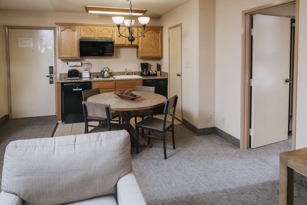Mammoth Mountain Inn 37/78