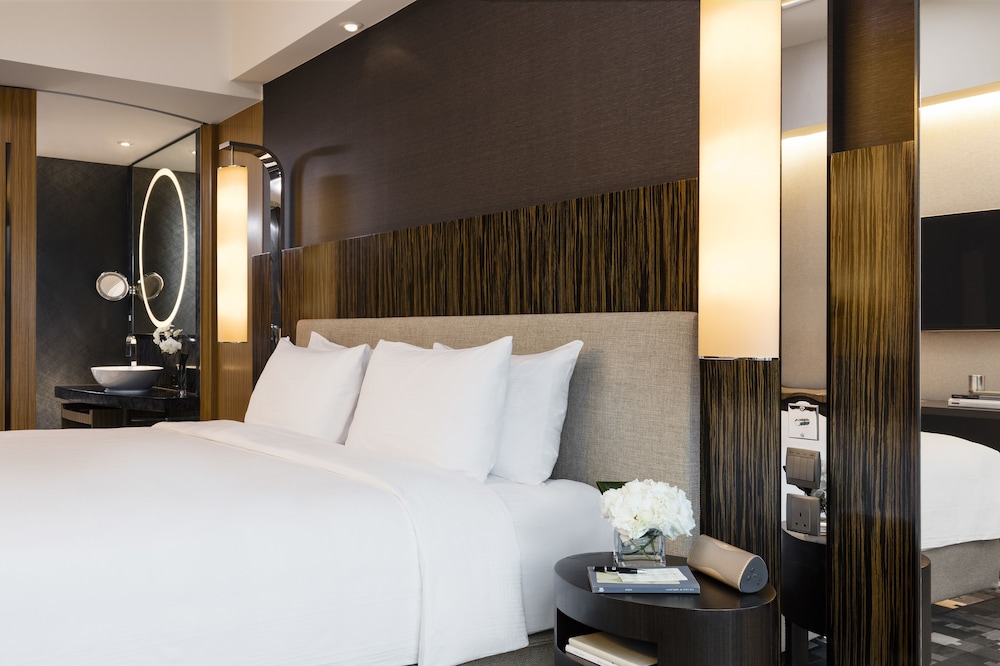 Hotel ICON 12/42