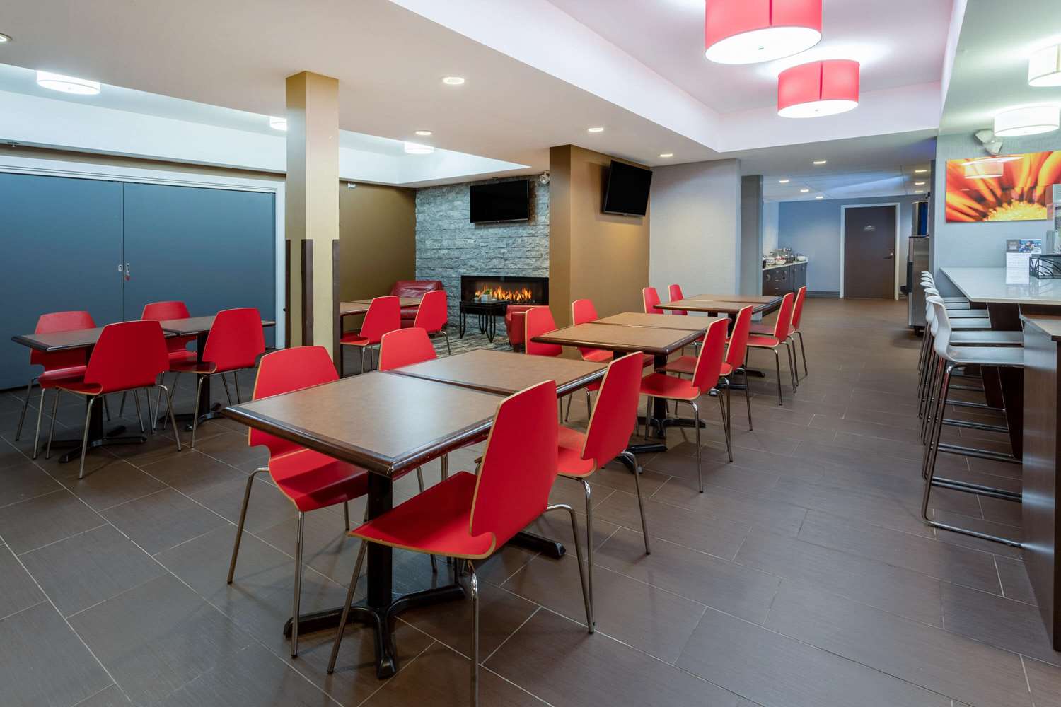 Microtel Inn Suites By Wyndham Timmins 21/30