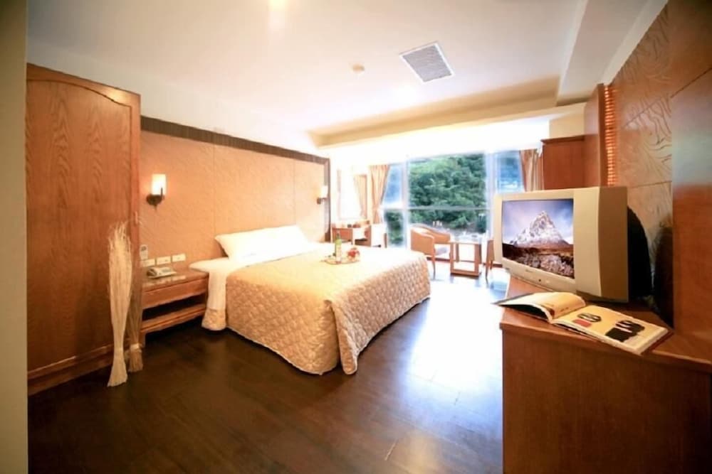 Ming Lu Holiday Hotel 16/50