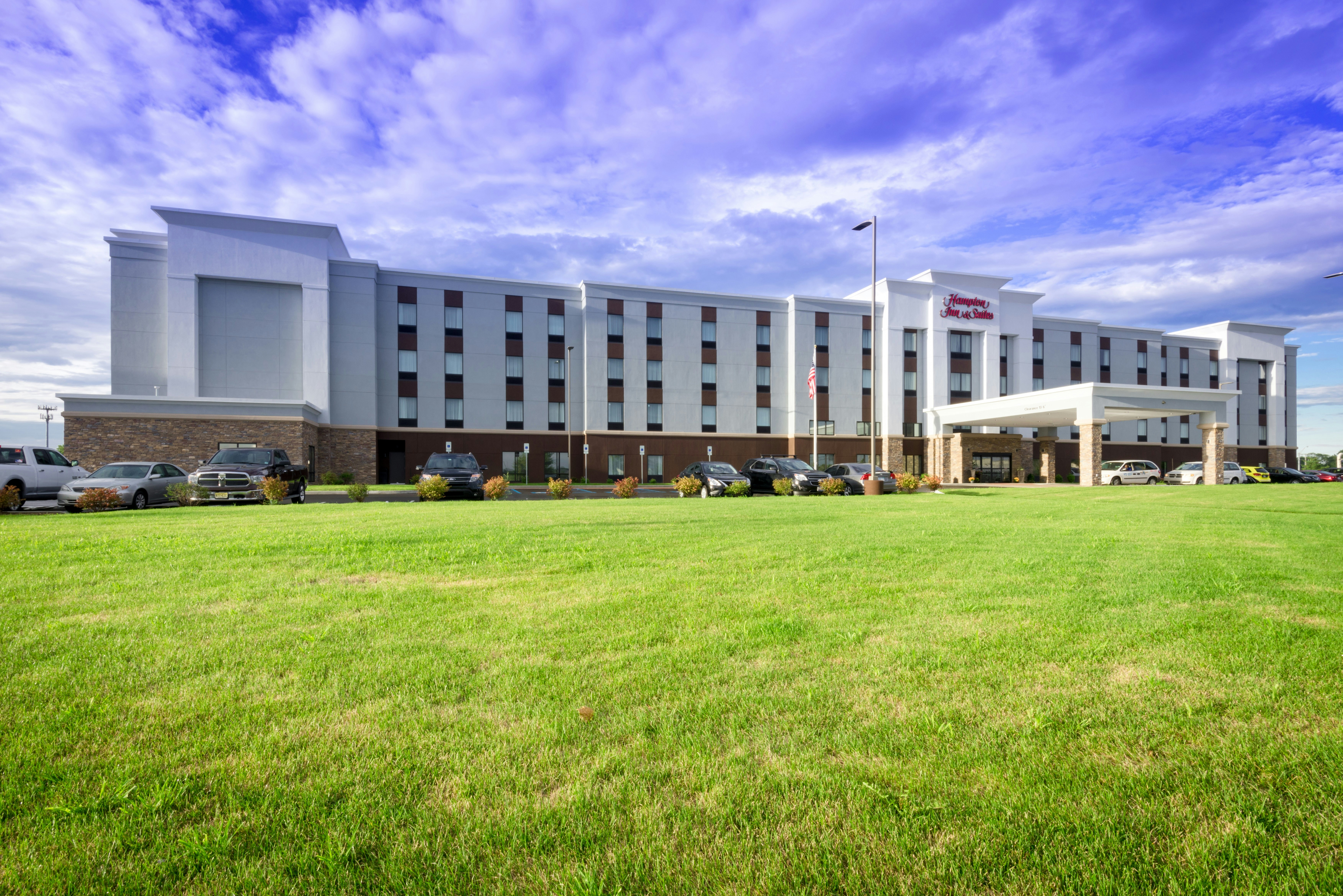 Hampton Inn and Suites Hammond 33/33