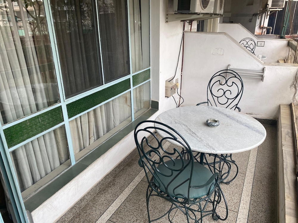 Jaipur Inn 50/62