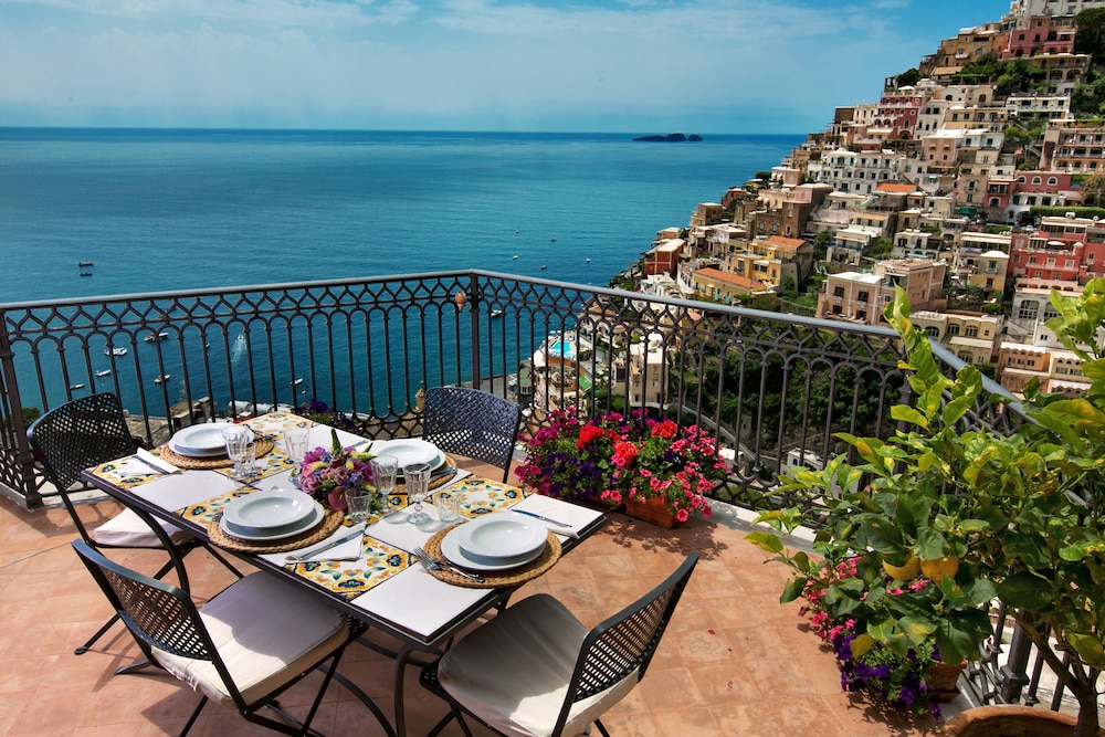 Palazzo Margherita Positano 49/71