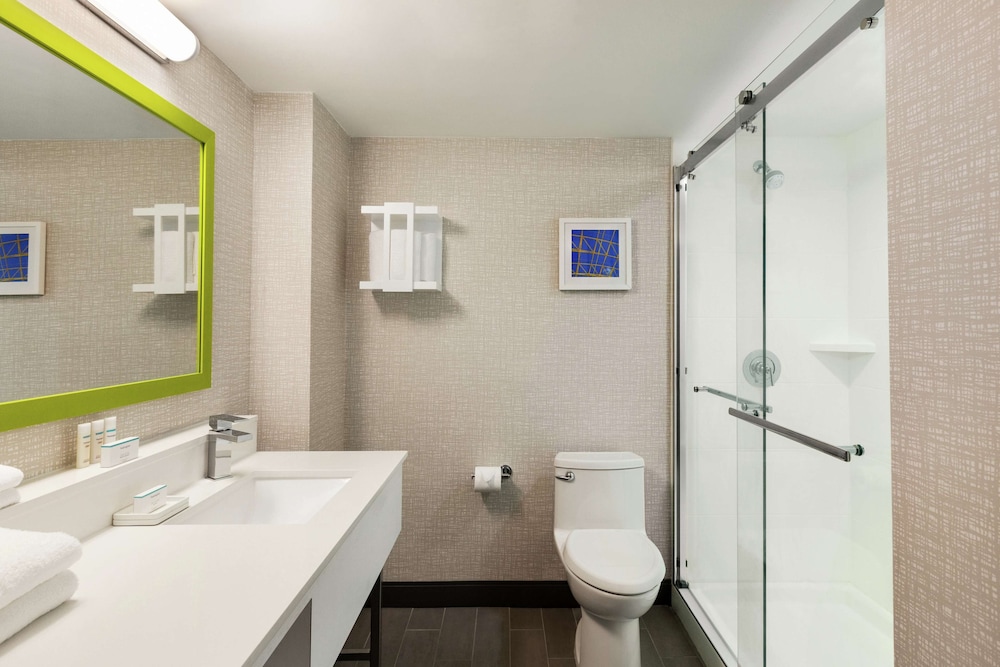 Hampton Inn and Suites Fort Lauderdale Airport South Cruise Port 15/43