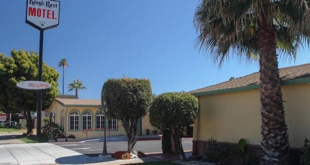King Apos S Rest Motel 12/16