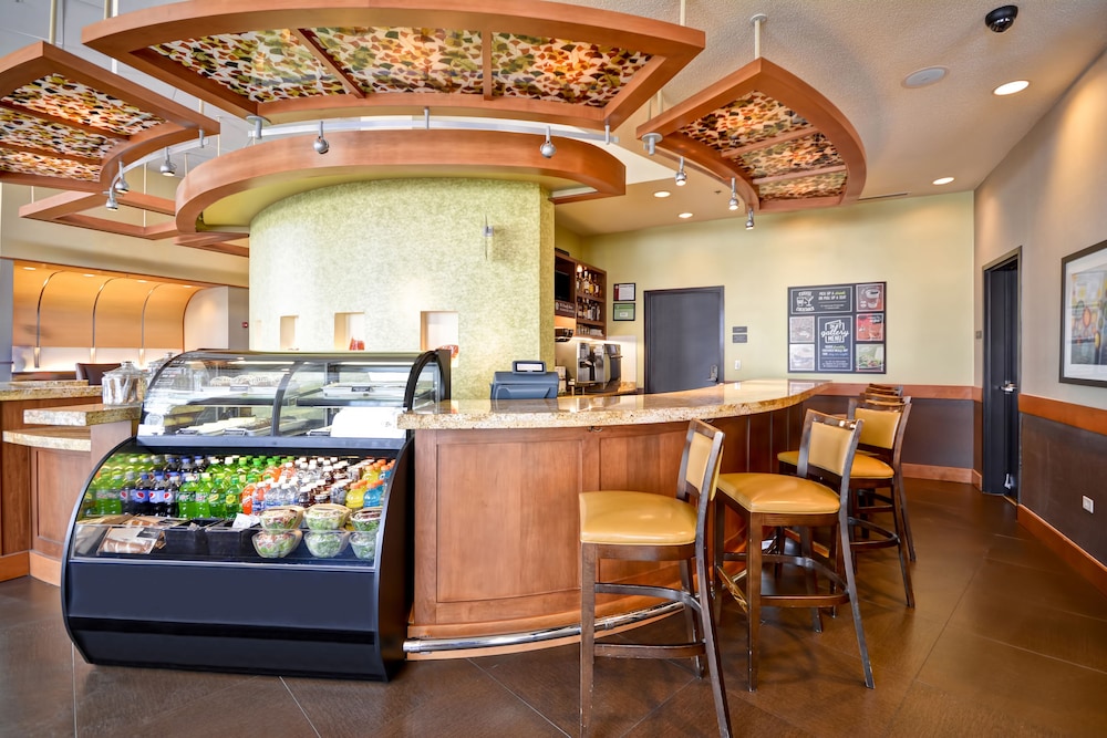 Hyatt Place Chicago/Naperville/Warrenville 52/68