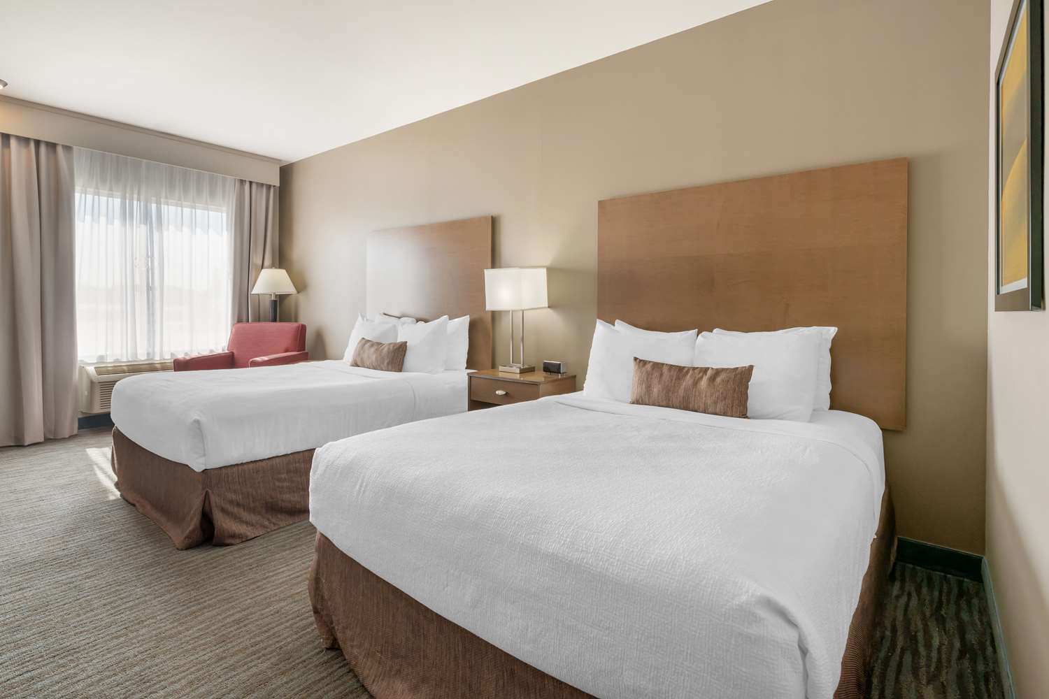 Room, 2 Queen Beds, Bathtub, Accessible