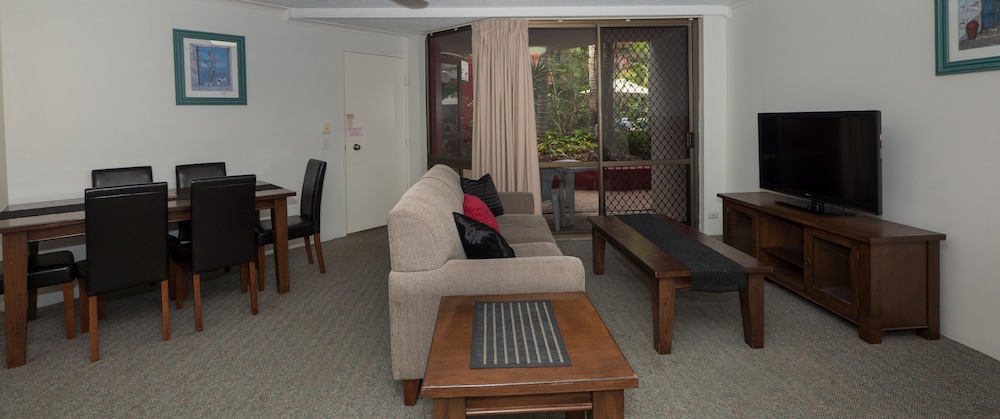 Enderley Gardens Resort 41/55