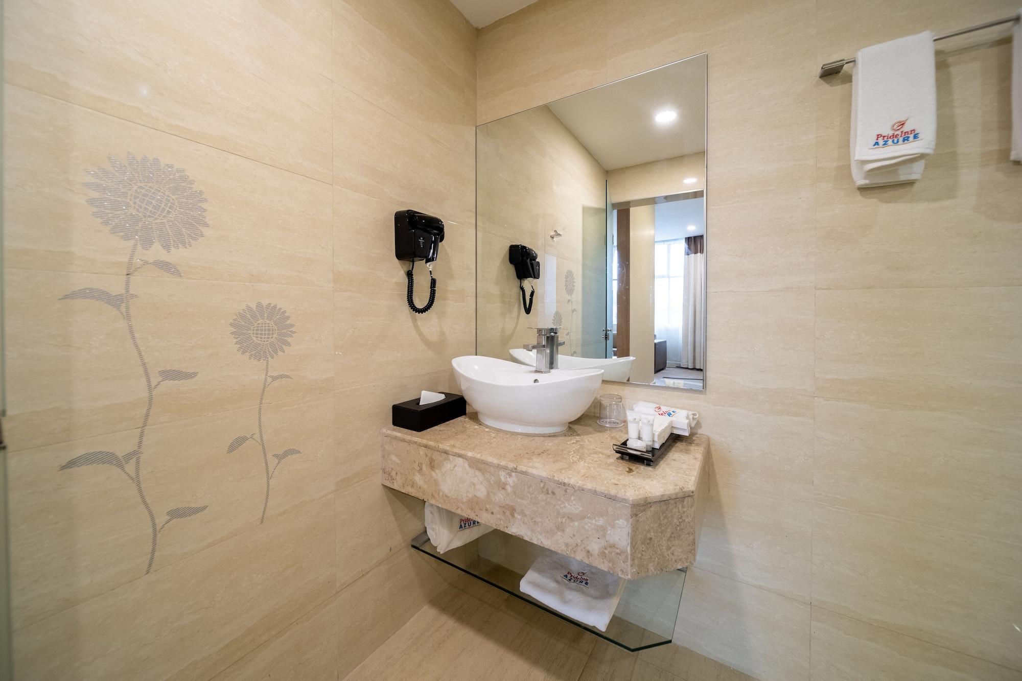 Deluxe Room, PrideInn Azure Hotel Nairobi Westlands 5/5