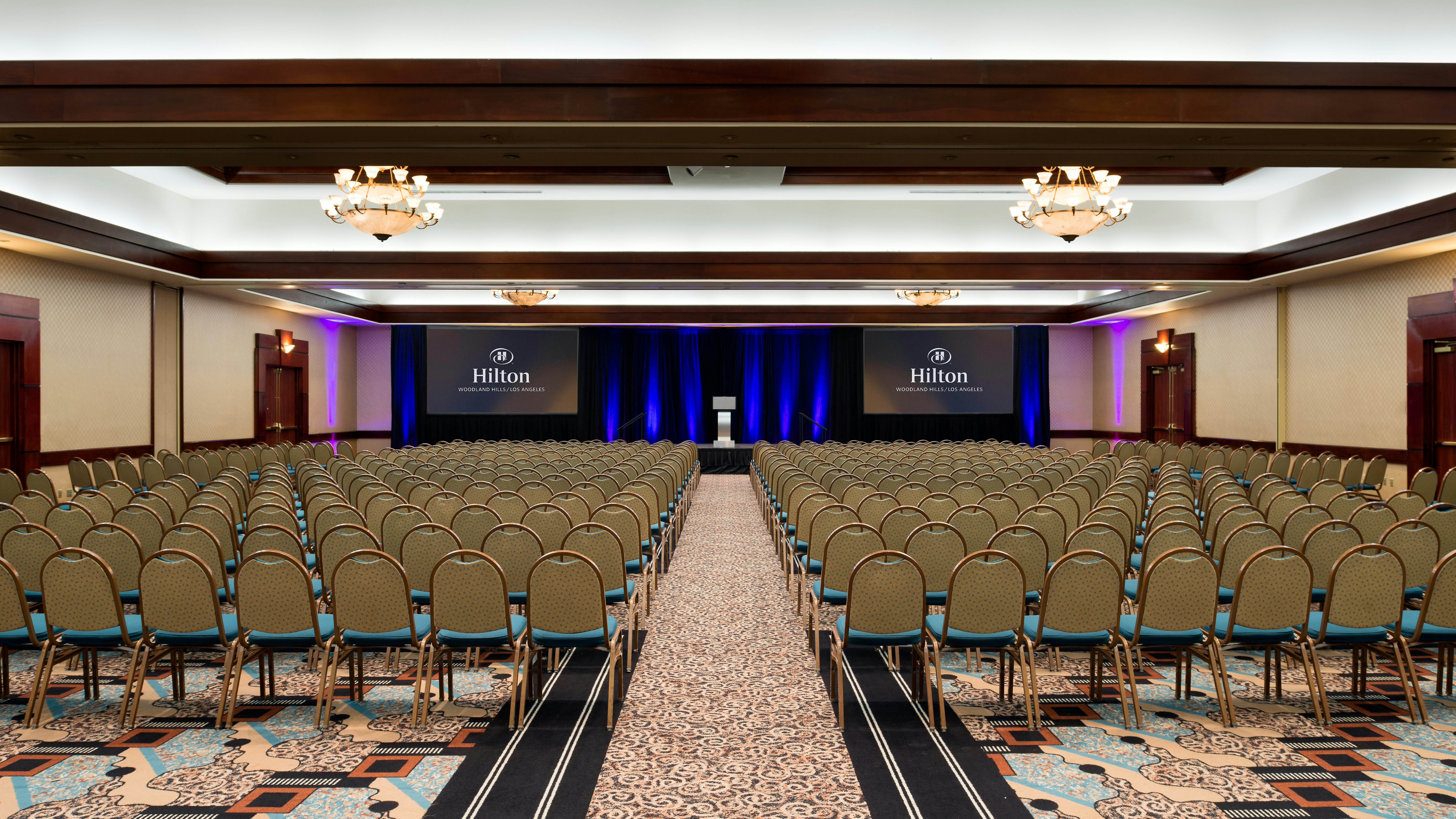 Hilton Woodland Hills Los Angeles 53/67
