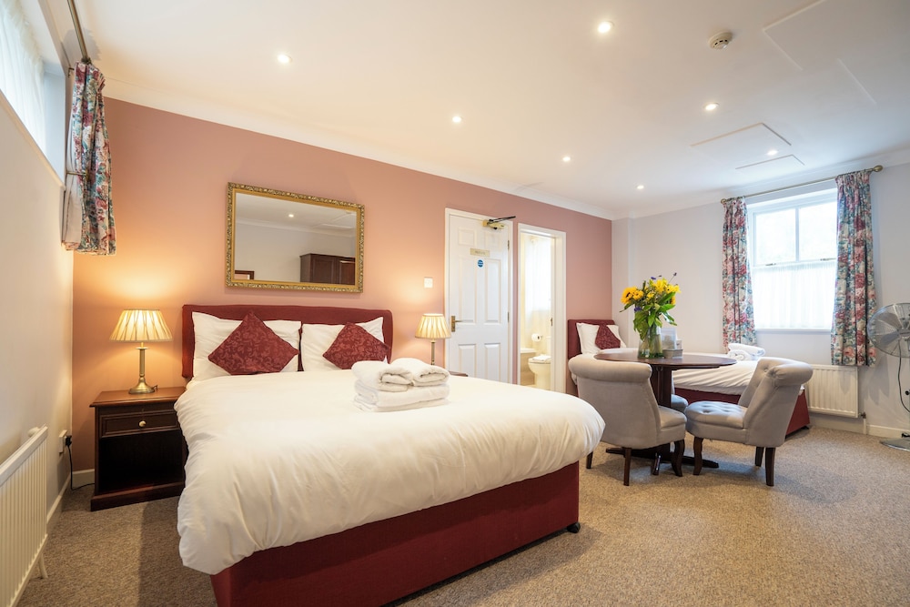 Marlborough House Hotel 11/50