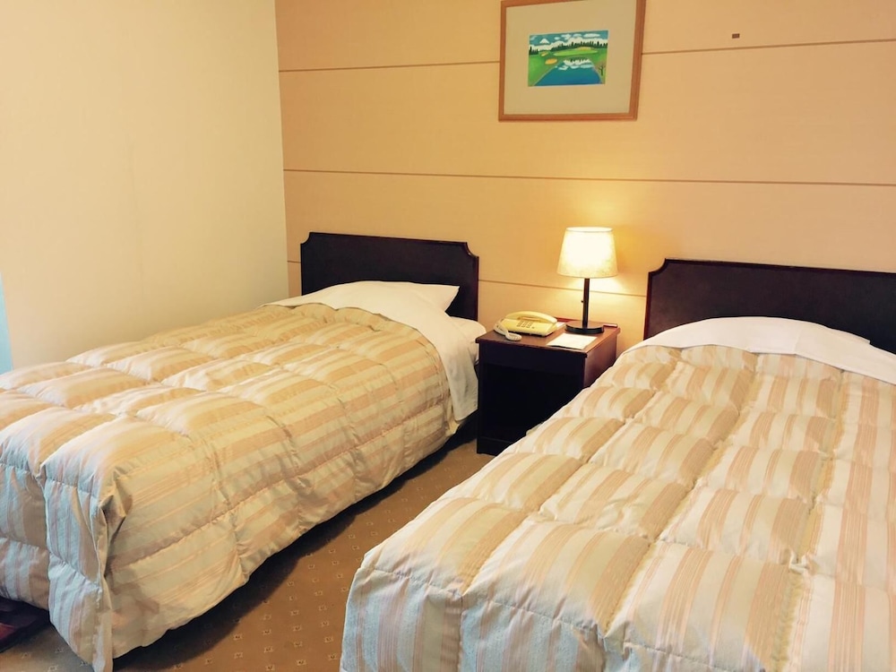 OHITO HOTEL 7/48