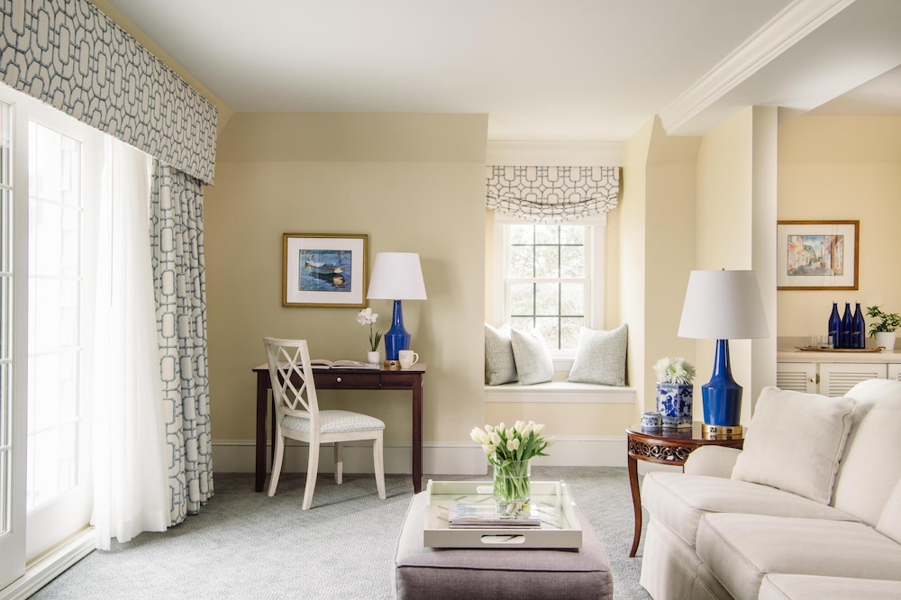 The Bellmoor Inn Spa 53/81
