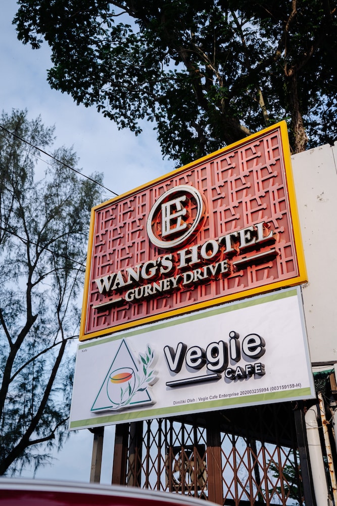 Wang's Hotel Gurney Drive 7/55
