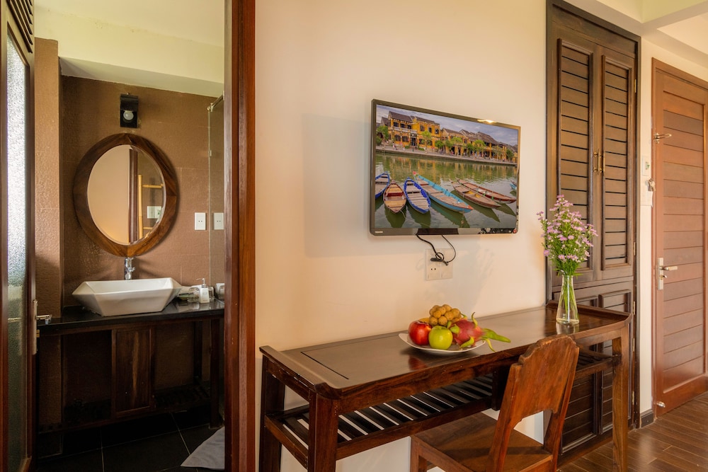 Golden Peach Villa Hoi An 56/68