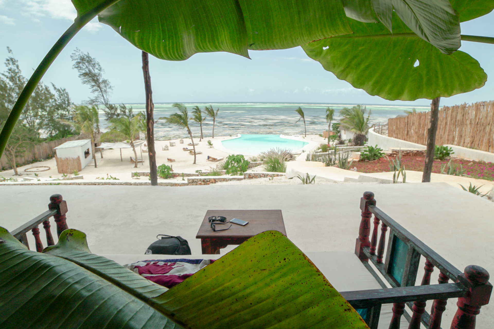 Zanbluu Beach Hotel 25/40