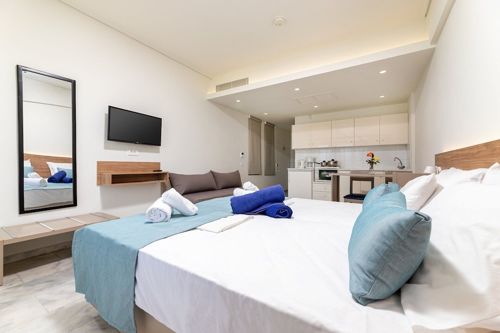 Kostakis Beach Hotel 16/46