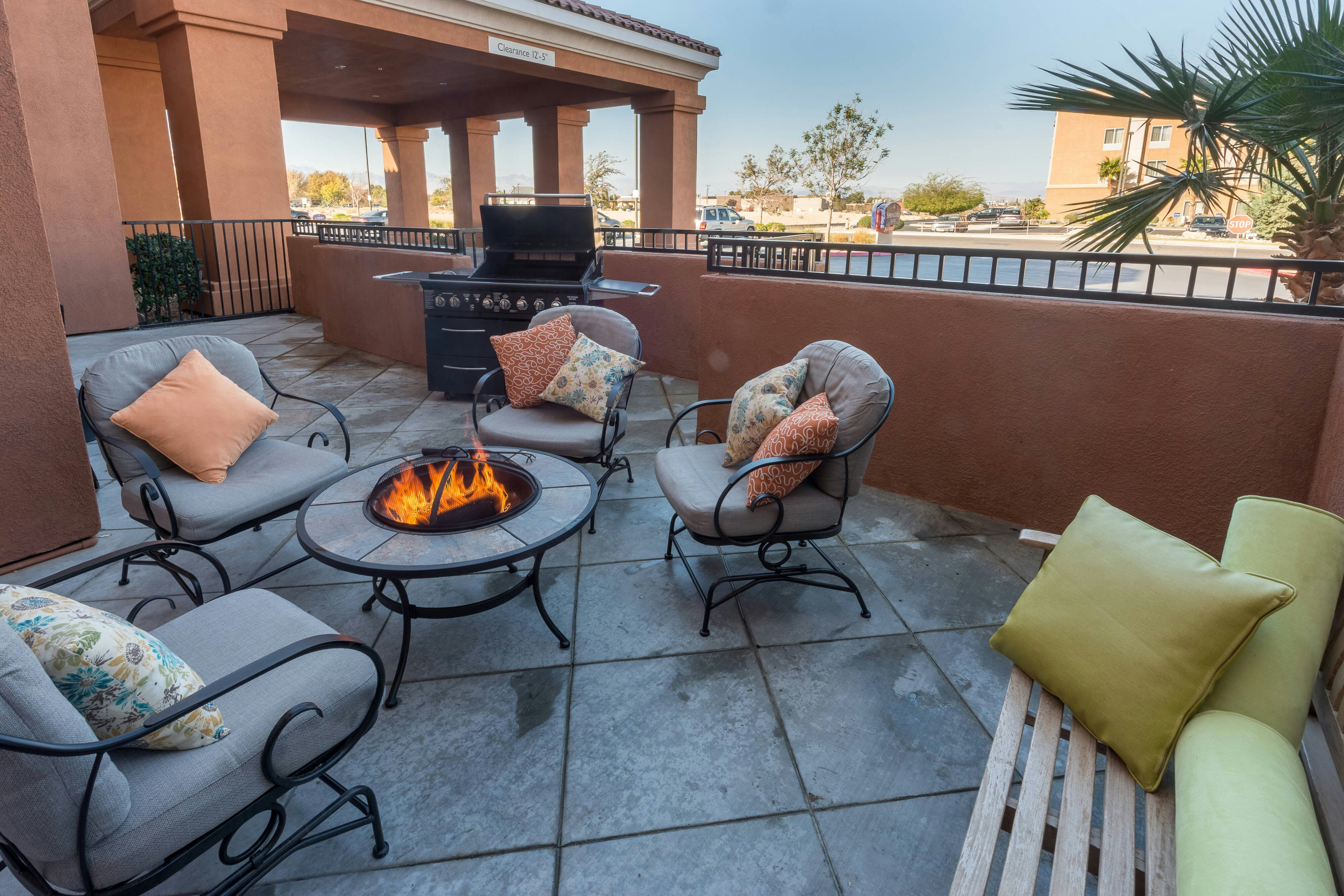 Springhill Suites by Marriott Ridgecrest 26/44