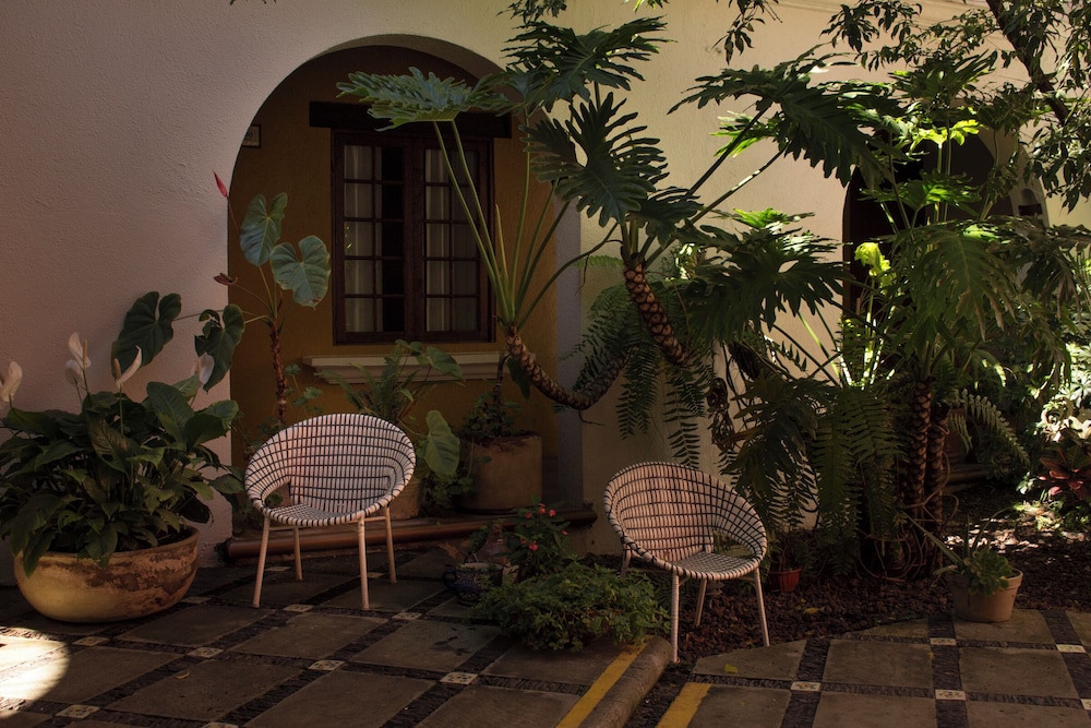 Hotel Trebol 9/59