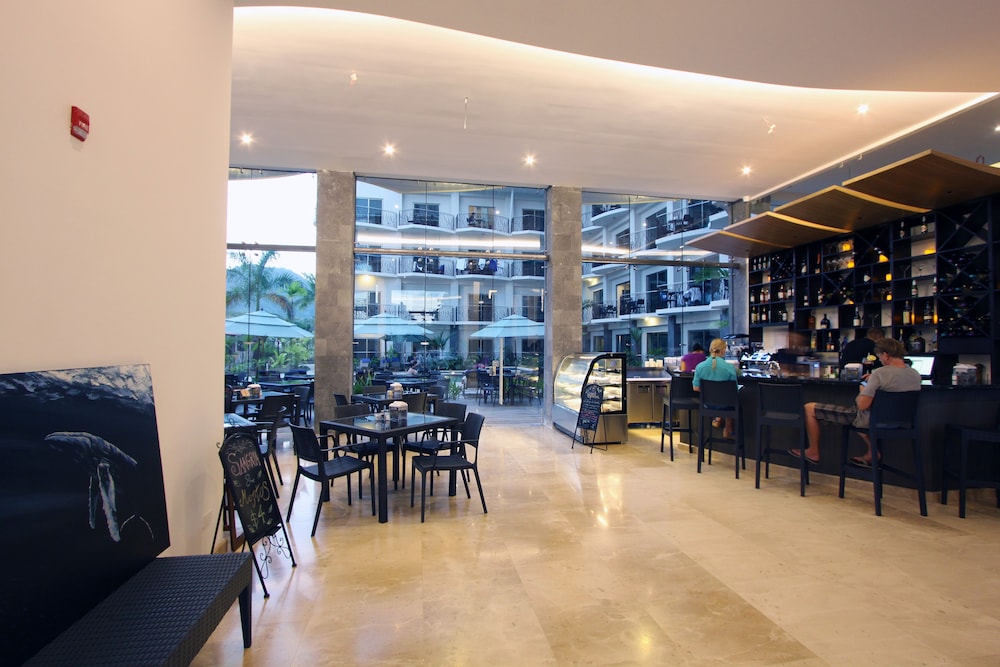 Oceano Boutique Hotel And Gallery 44/51