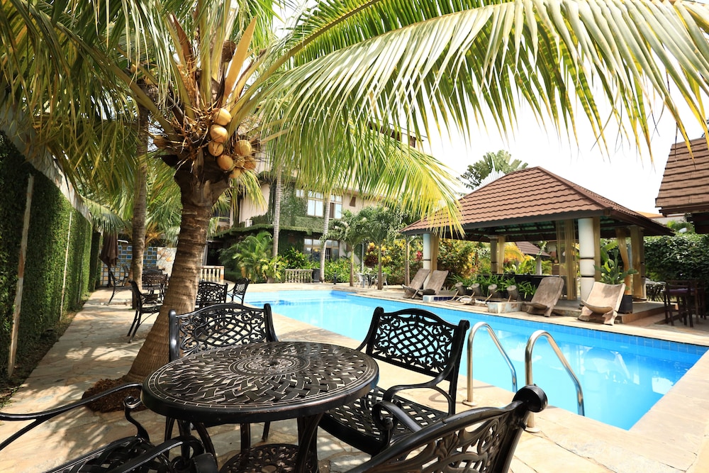 Sweet Garden Hotel 17/29