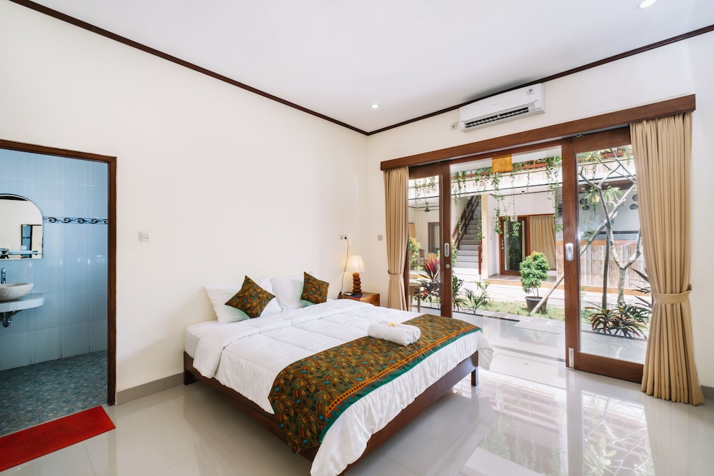 Sari Nusa Inn 9/16