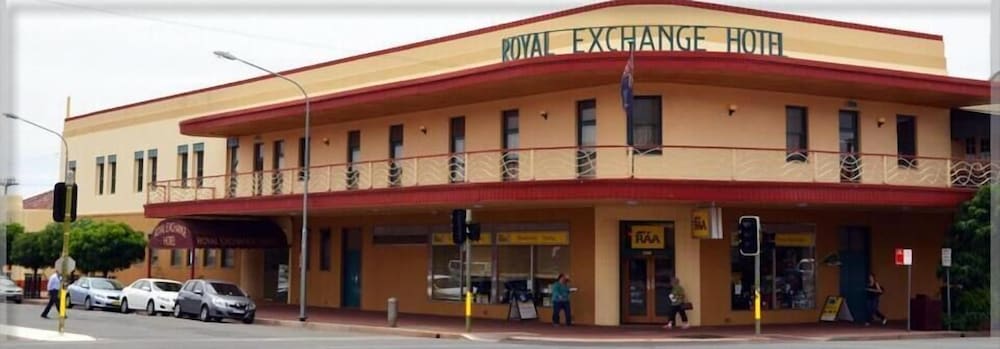 Royal Exchange Hotel in BROKEN HILL