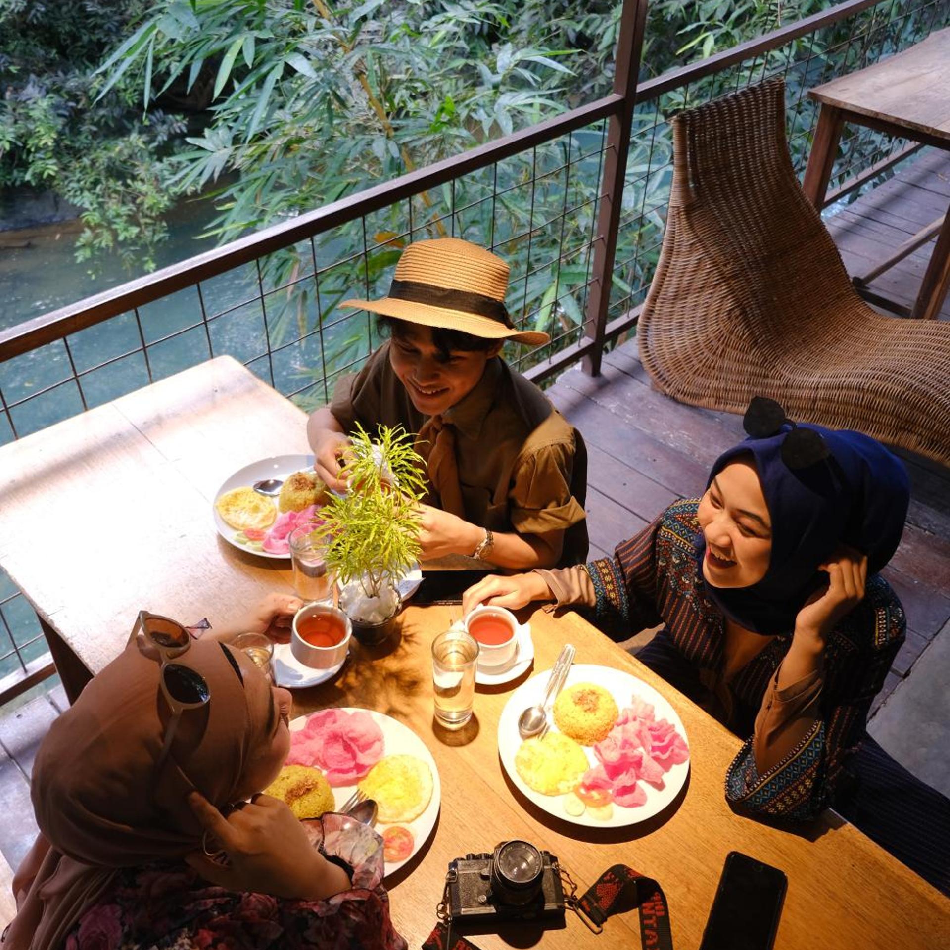 HAU Eco Lodges Citumang 35/50